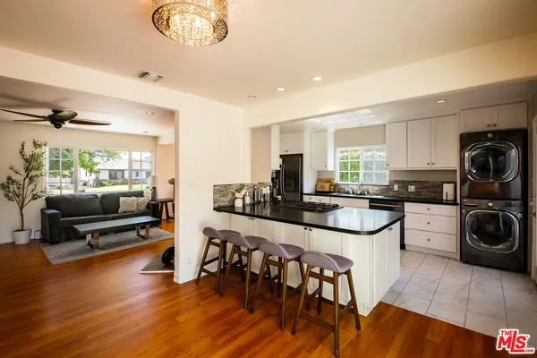 $1,600,000 | 4747 Berryman Avenue, Culver City, CA 90230