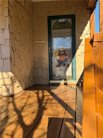 $155,900 | 528 Longfellow Street, Vandergrift, PA 15690