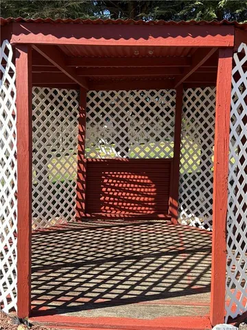 $155,900 | 528 Longfellow Street, Vandergrift, PA 15690