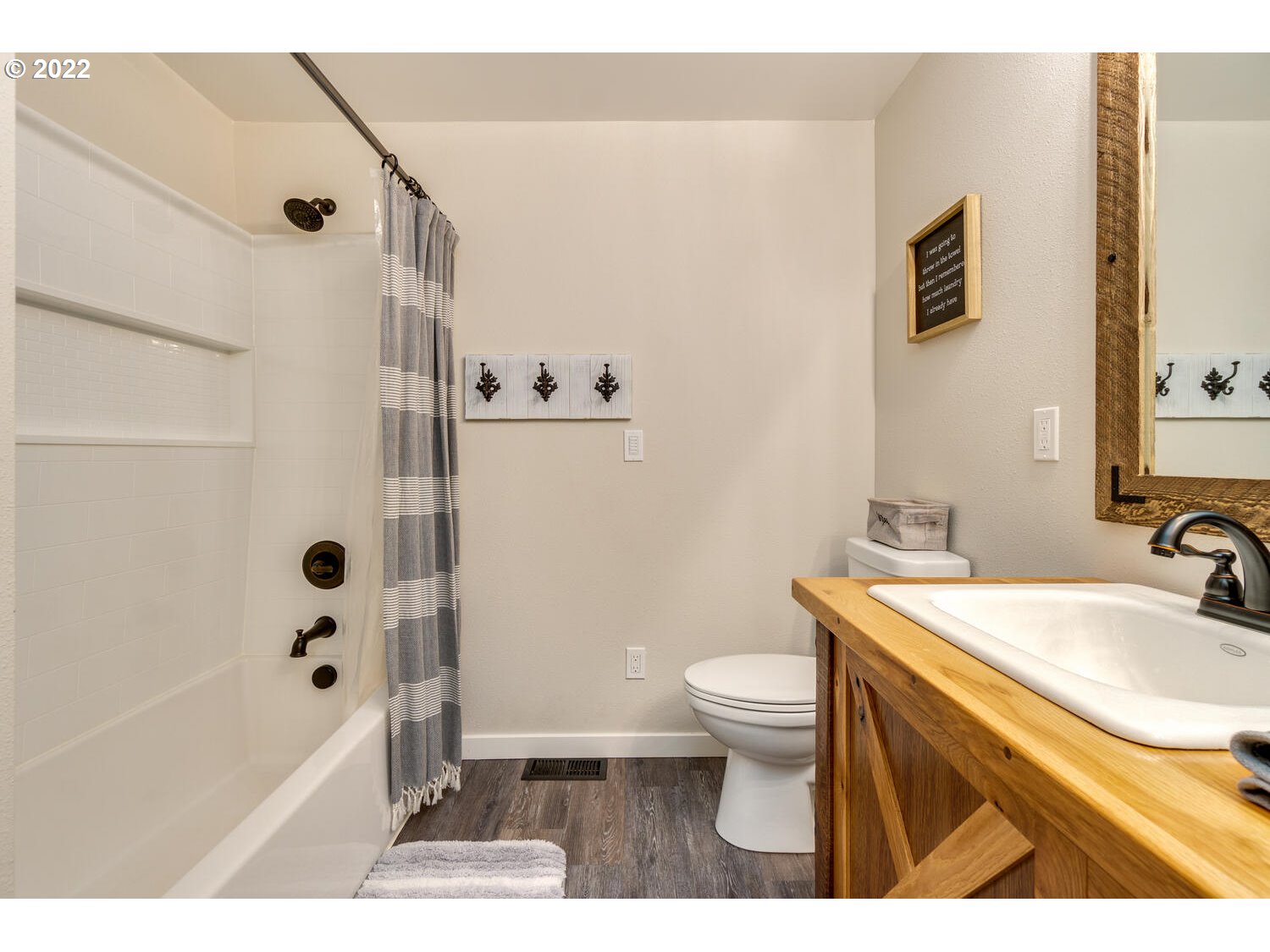 13345 Southeast Bluff Road Sandy, OR 97055 - Photo 17 of 32 Gallery Image 17