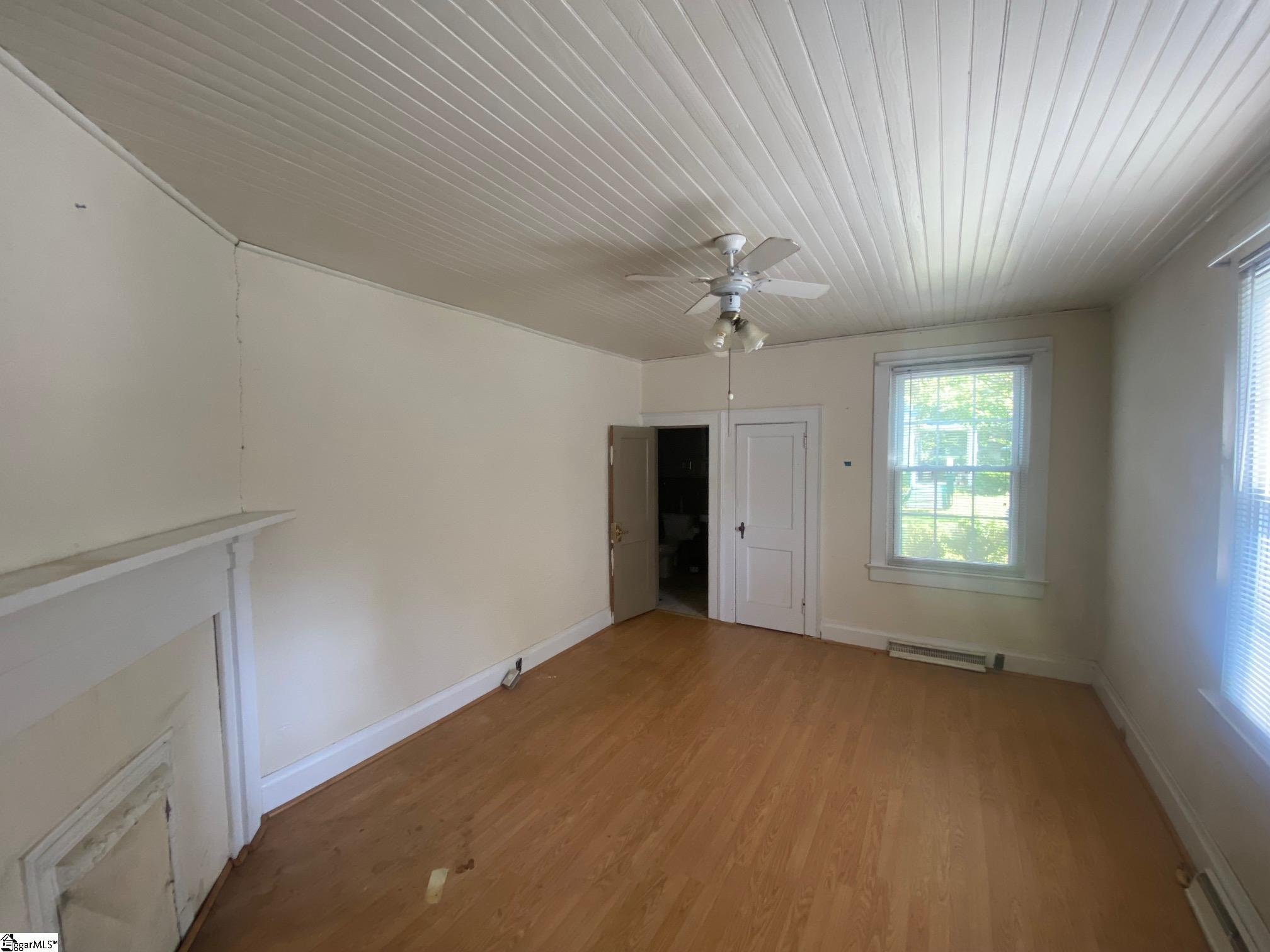111 Maplebrook Street Laurens, SC 29360 - Photo 12 of 13