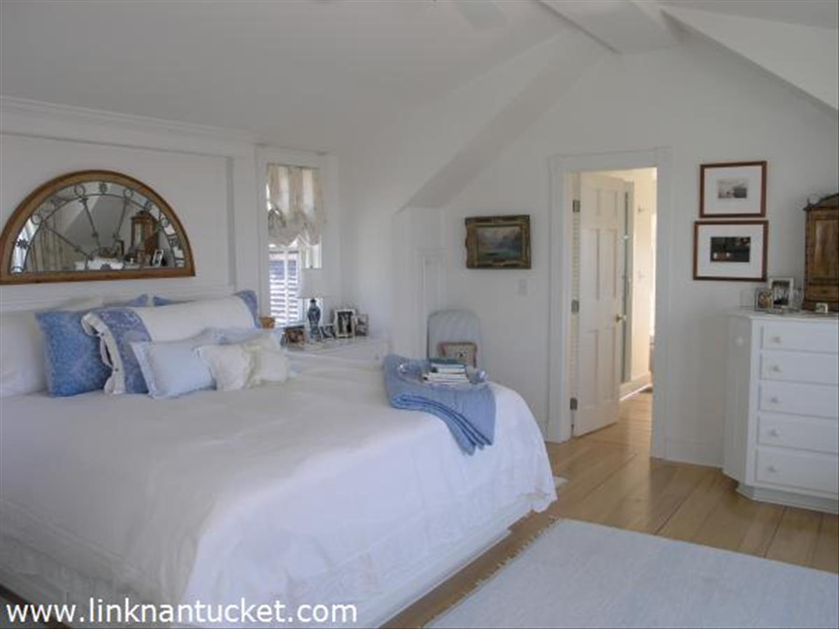 4 Salt Marsh Road Nantucket, MA 02554 - Photo 37 of 40 Gallery Image 37