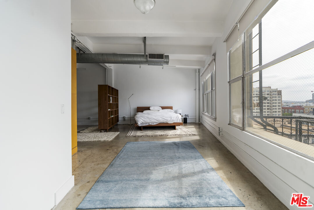 814 South Spring Street, Unit 8 Los Angeles, CA 90014 - Photo 18 of 25
