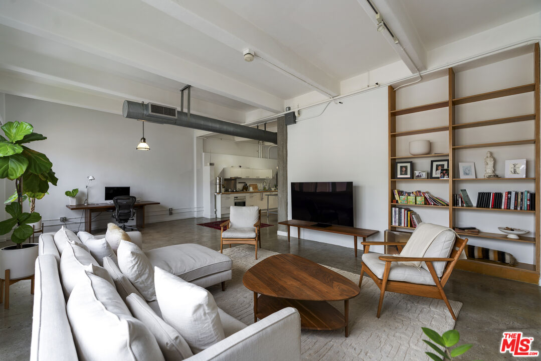 814 South Spring Street, Unit 8 Los Angeles, CA 90014 - Photo 6 of 25