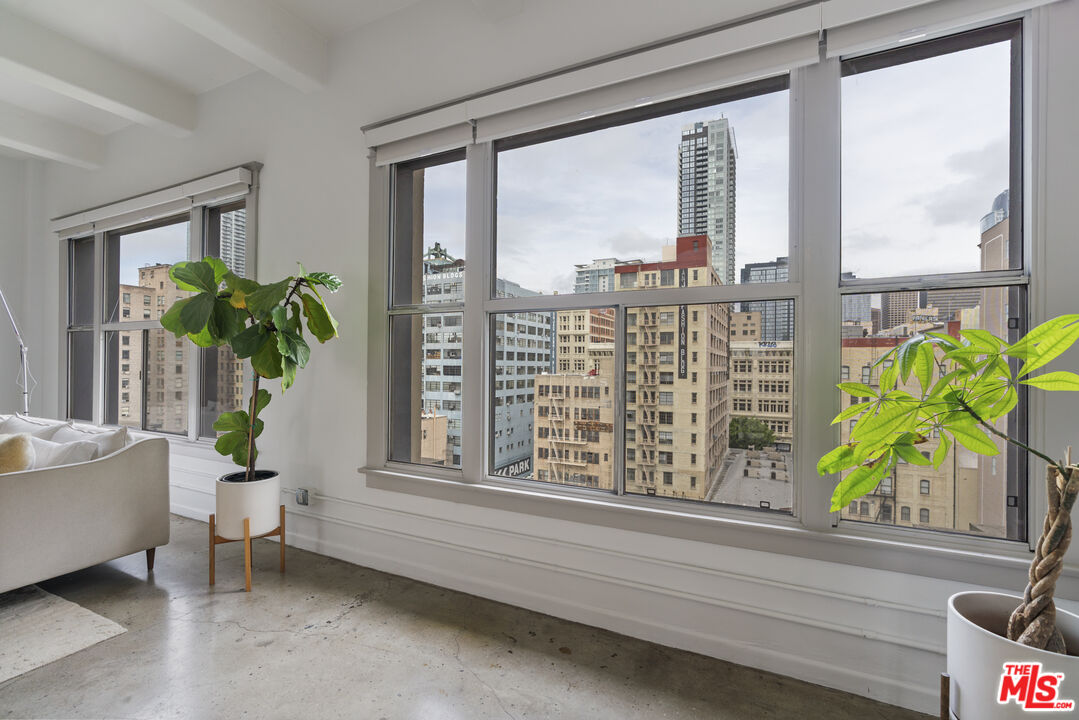814 South Spring Street, Unit 8 Los Angeles, CA 90014 - Photo 9 of 25