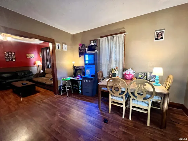 $130,000 | 110 Van Horne Street, Muscatine, IA 52761