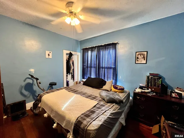 $130,000 | 110 Van Horne Street, Muscatine, IA 52761