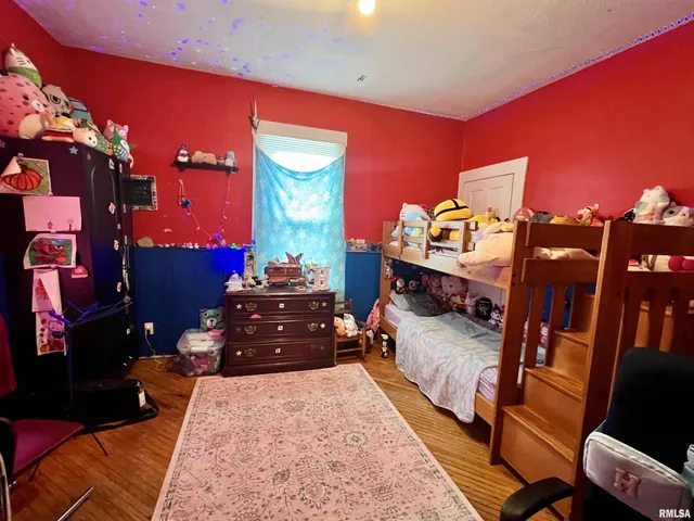 $130,000 | 110 Van Horne Street, Muscatine, IA 52761