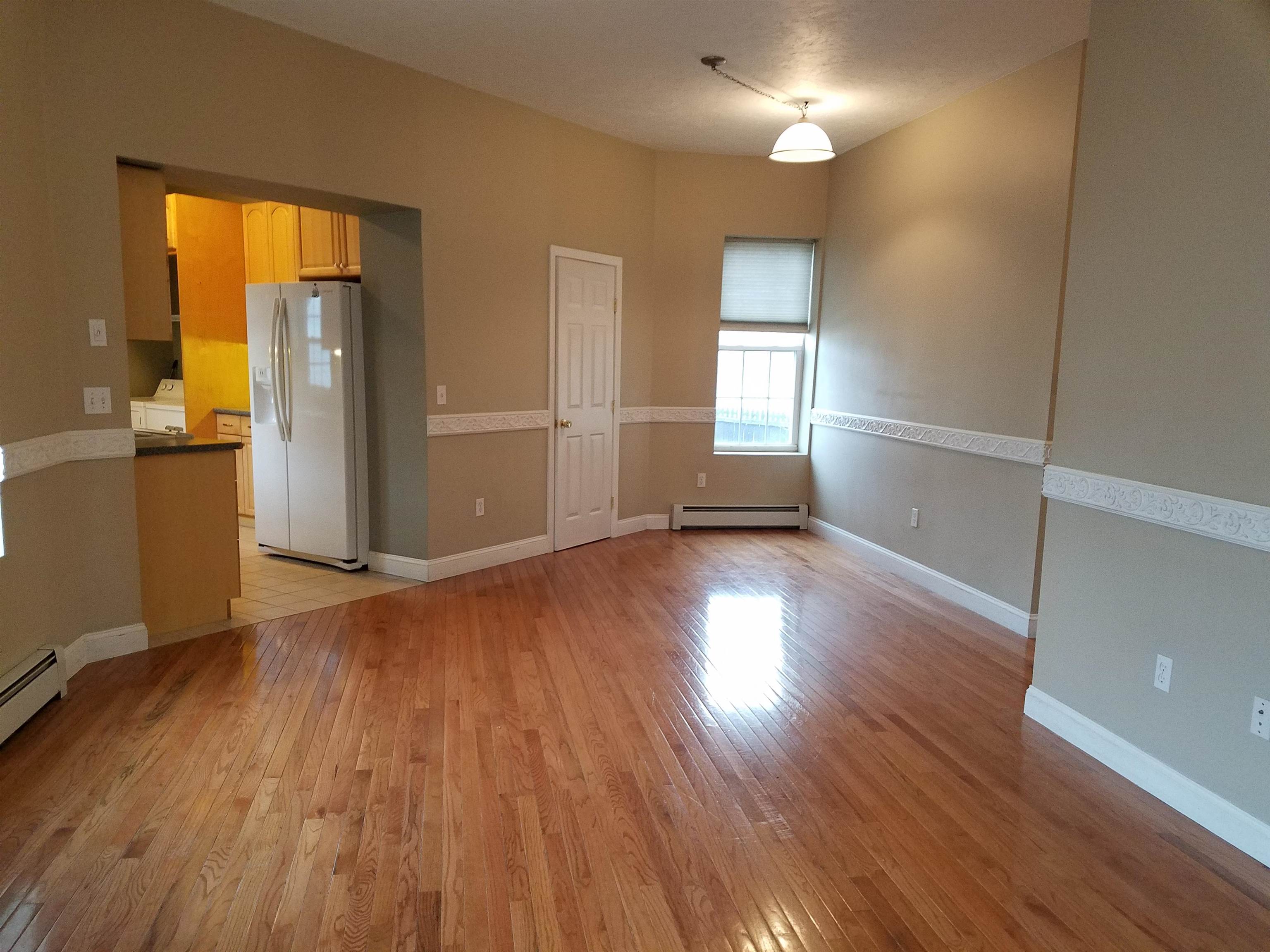 585 Beech Street, Unit FIRST Manchester, NH 03104 - Photo 7 of 15