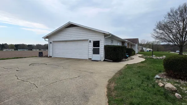 $299,900 | 1159 West Ridge Road, Rochester, IN 46975