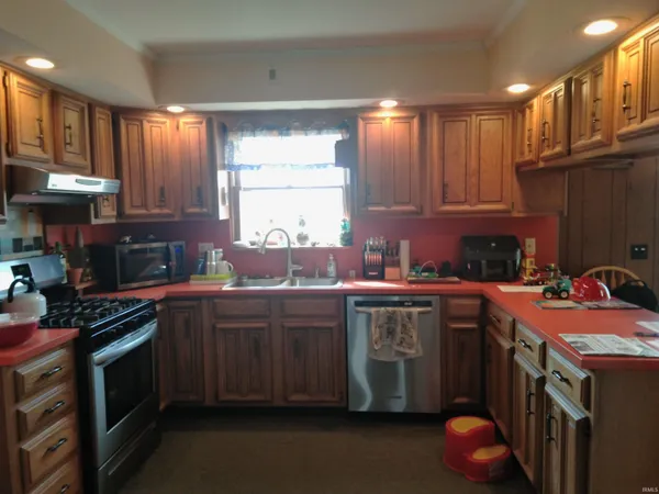 $299,900 | 1159 West Ridge Road, Rochester, IN 46975