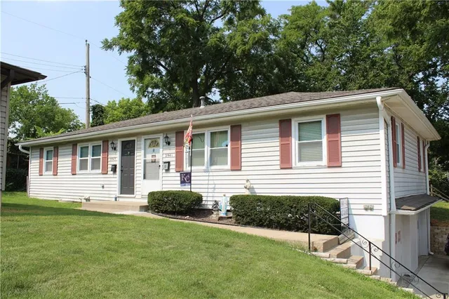 $264,000 | 2941 West 43rd Avenue, Kansas City, KS 66103