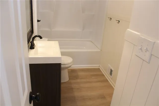 $264,000 | 2941 West 43rd Avenue, Kansas City, KS 66103