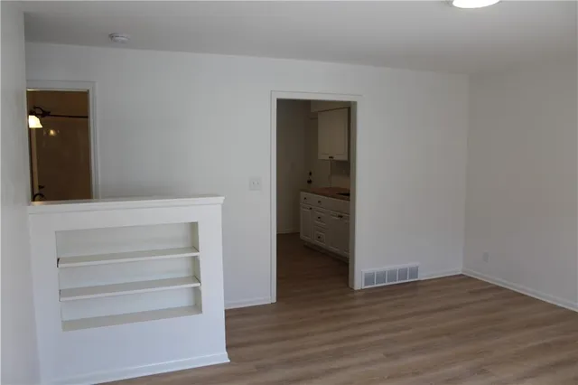 $264,000 | 2941 West 43rd Avenue, Kansas City, KS 66103