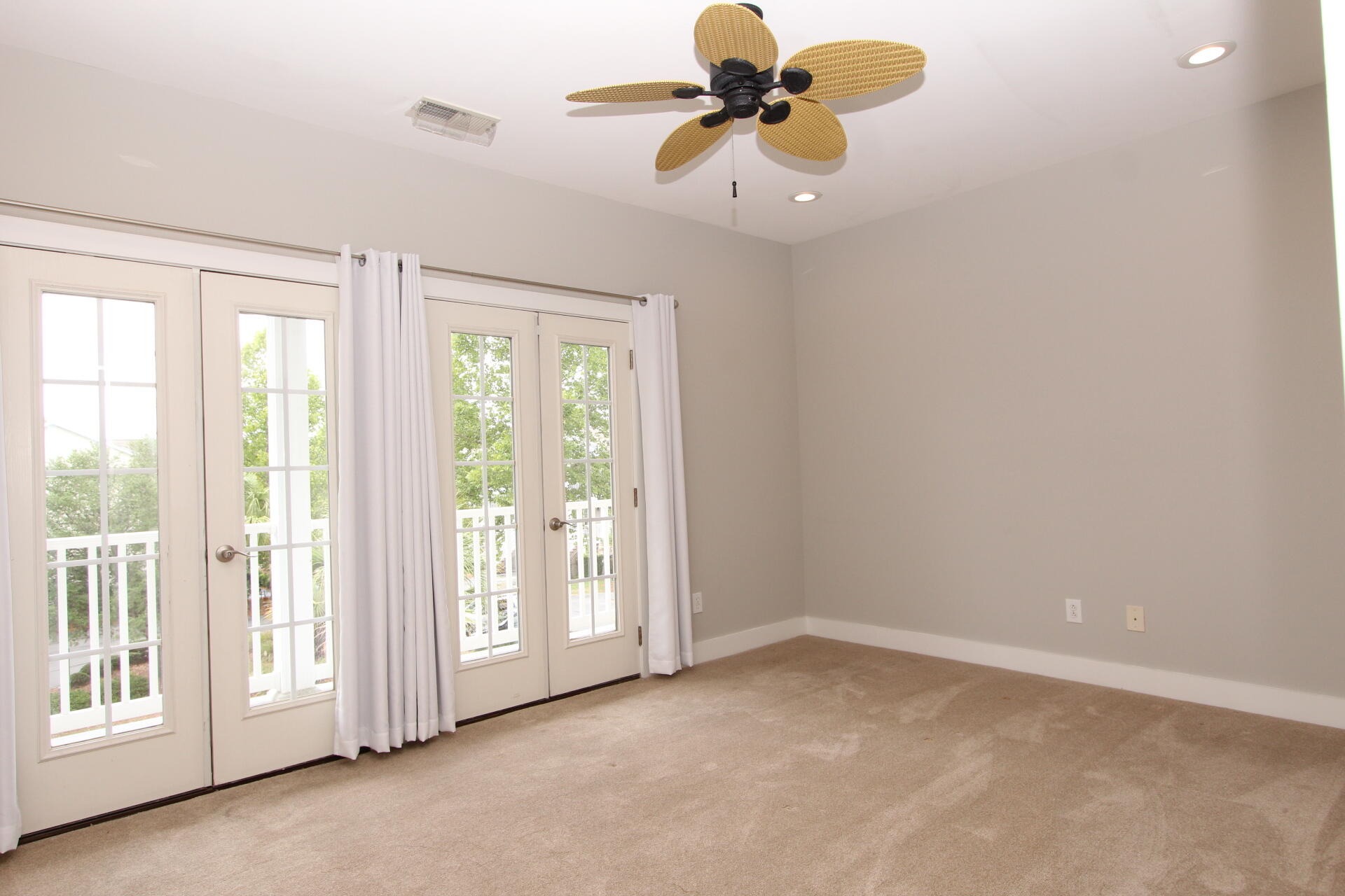 1802 Hopeman Lane Mount Pleasant, SC 29466 - Photo 22 of 35