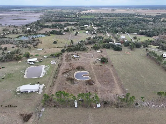 an aerial view of a fireplace