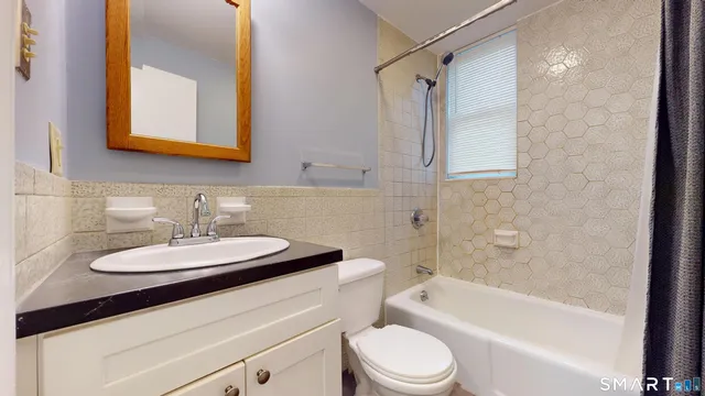 $82,500 | 45 Willard Street, Unit 3ER, Hartford, CT 06105