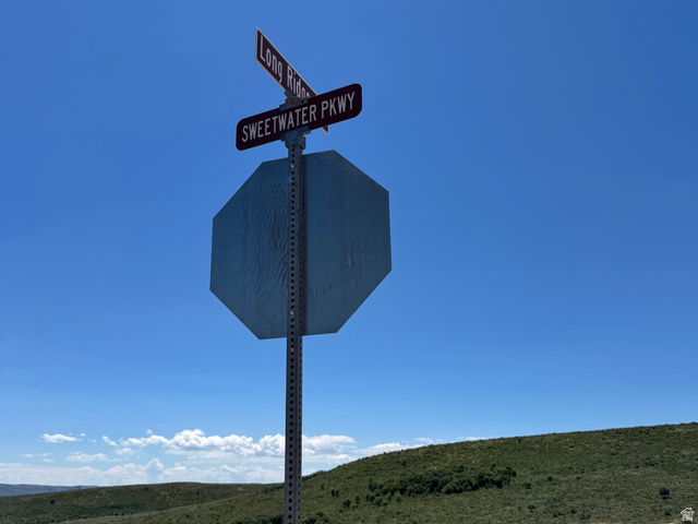 3530 Long Ridge Circle, Unit 7 Garden City, UT 84028 - Photo 16 of 25 Road signs to cul-de-sac