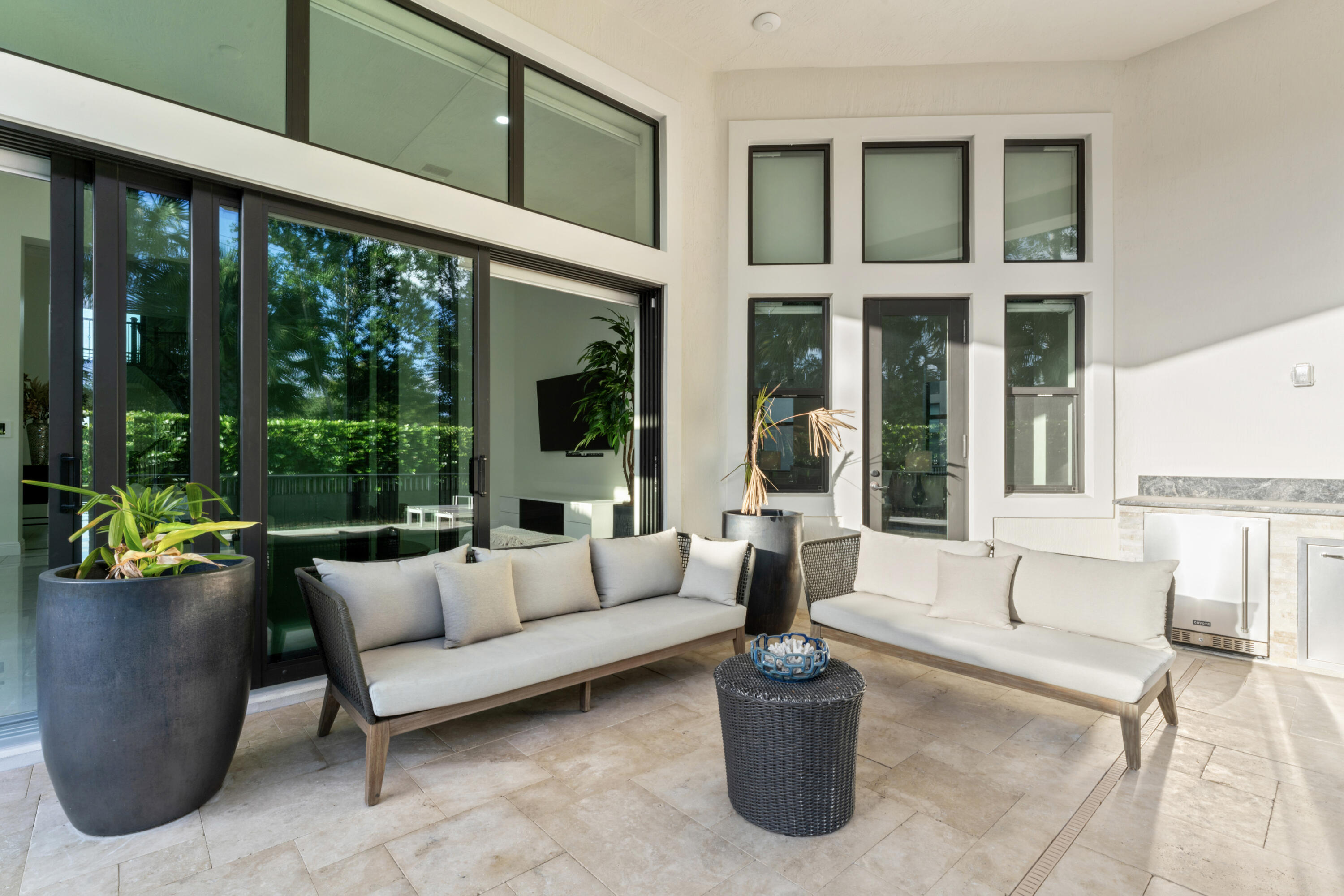 2630 Northwest 69th Street Boca Raton, FL 33496 - Photo 7 of 71 2630 NW 69th St Boca Raton FL 065