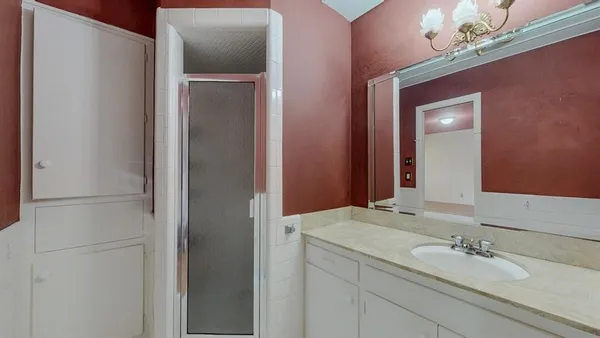 a view of walk in closet