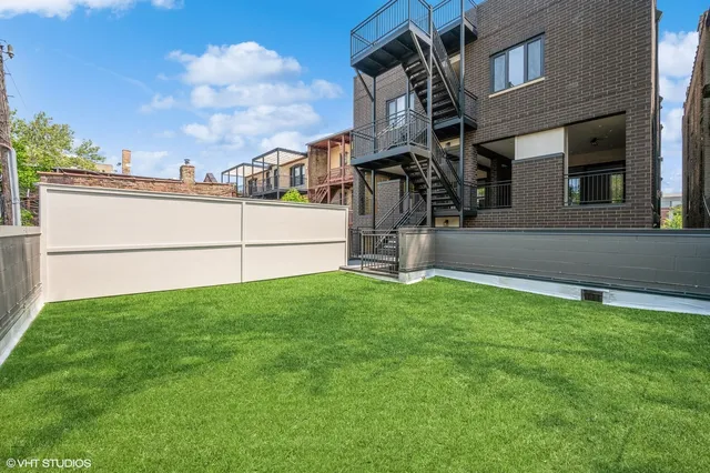 $11,000 | 2236 North Kenmore Avenue, Unit 1S, Chicago, IL 60614