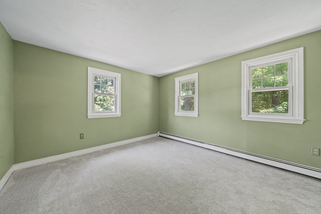 45 Tilden Lane Hanover, MA 02339 - Photo 23 of 34