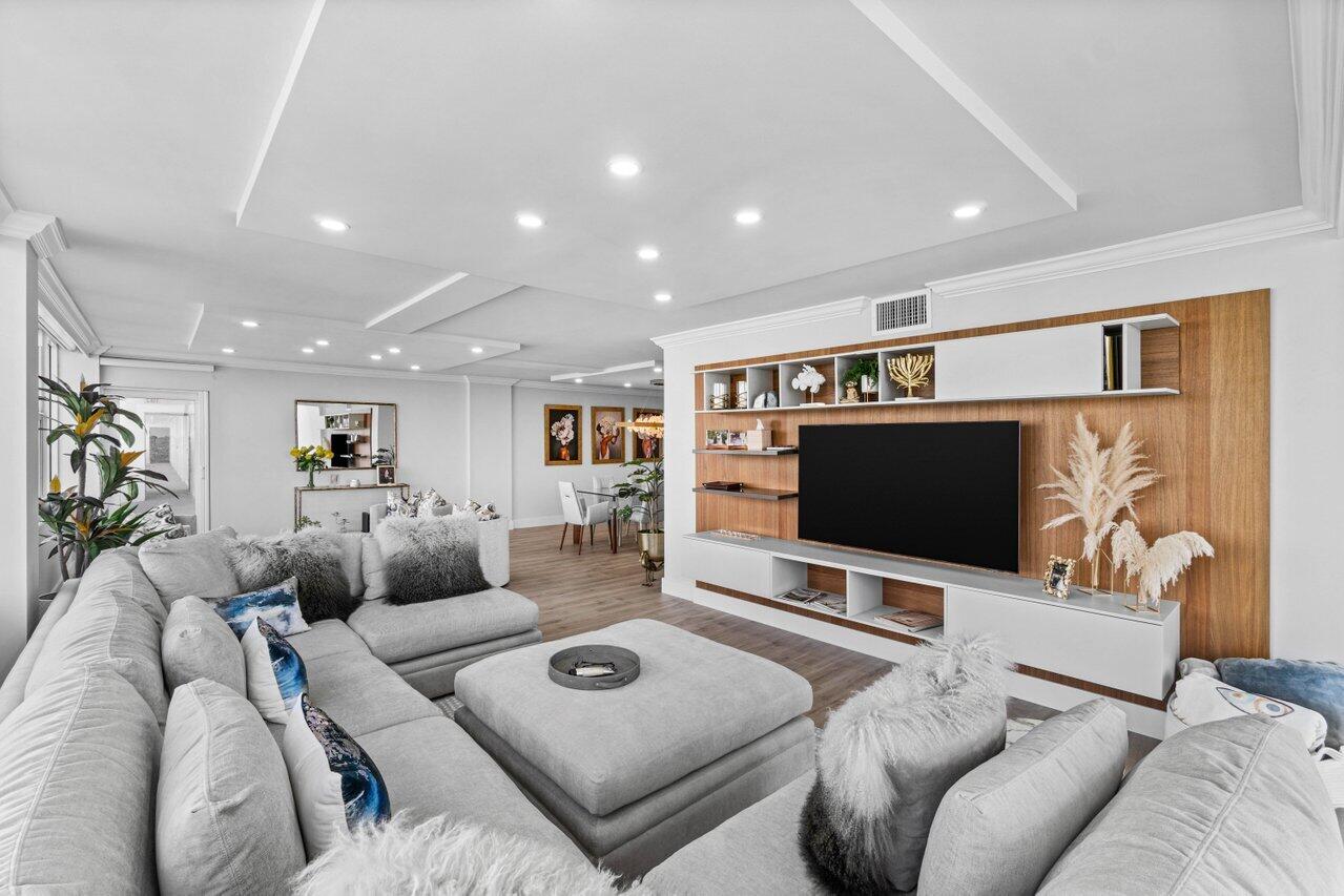 2000 South Ocean Boulevard, Unit 5F Boca Raton, FL 33432 - Photo 4 of 76 007-2000SouthOceanBoulevard-5F-BocaRaton