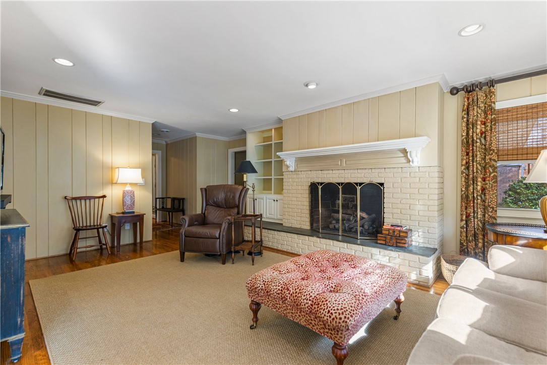 200 Augusta Street Easley, SC 29640 - Photo 21 of 42 Gallery Image 21