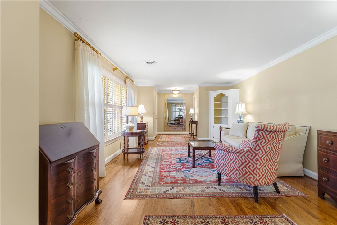 200 Augusta Street Easley, SC 29640 - Photo 6 of 42 Gallery Image 6