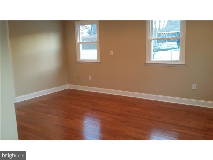 432 Newton Road Hatboro, PA 19040 - Photo 13 of 22 Family Room