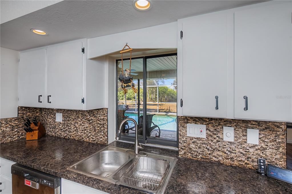 2381 Montpelier Road Punta Gorda, FL 33983 - Photo 16 of 60