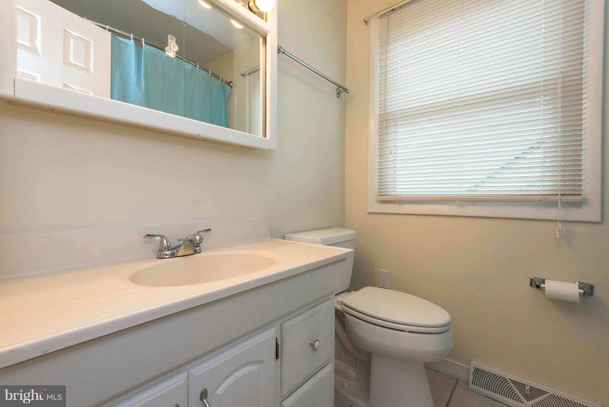 703 Londontown Road Edgewater, MD 21037 - Photo 18 of 28 Bath