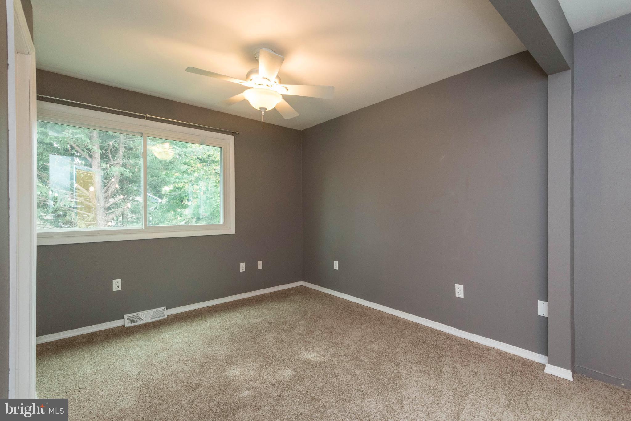 703 Londontown Road Edgewater, MD 21037 - Photo 20 of 28 Bedroom (Master)