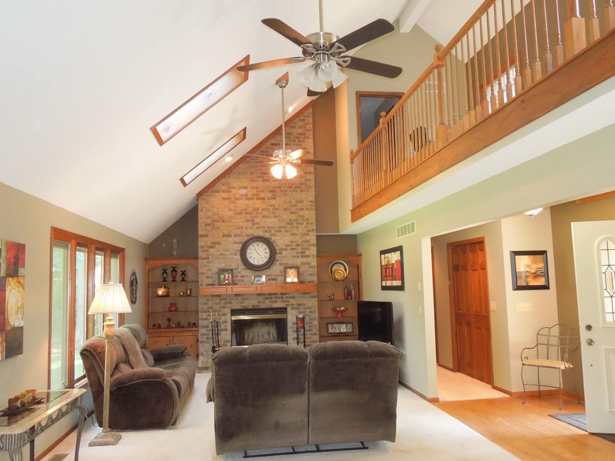 16913 Van Zile Road Grabill, IN 46741 - Photo 13 of 36