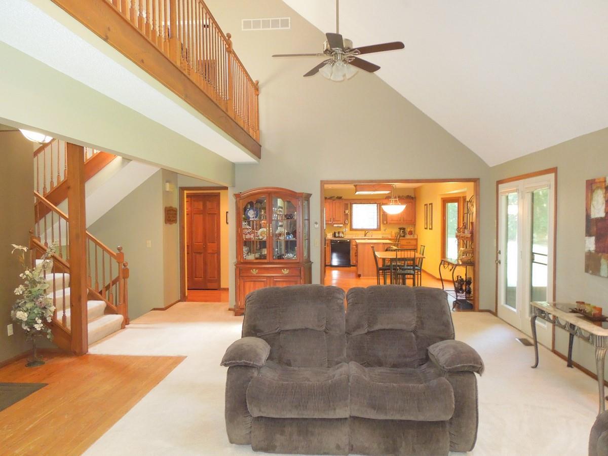 16913 Van Zile Road Grabill, IN 46741 - Photo 6 of 36