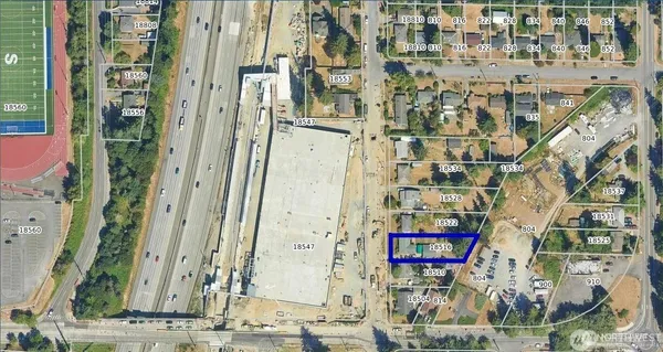 $2,500,000 | 18516 8th Avenue Northeast, Shoreline, WA 98155