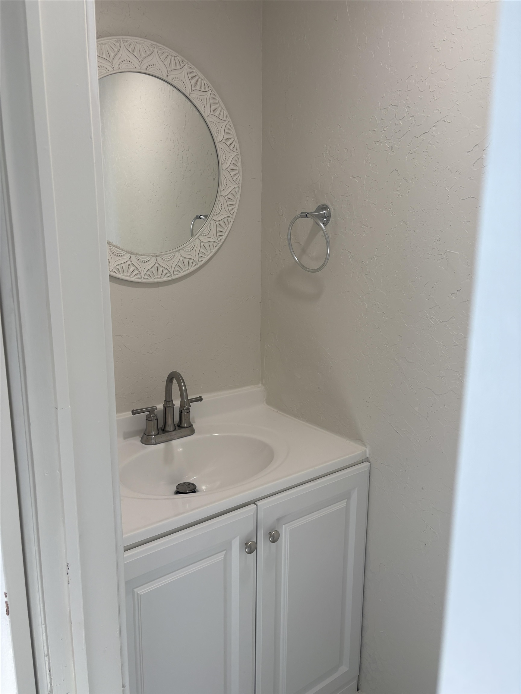 424 32 Road, Unit 374 Clifton, CO 81520 - Photo 11 of 11 a bathroom with a sink and a mirror