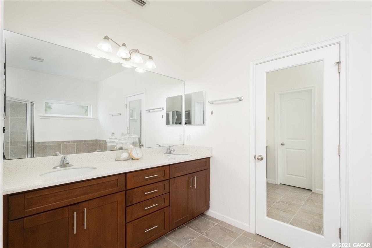 7985 Southwest 79th Lane Gainesville, FL 32608 - Photo 15 of 30