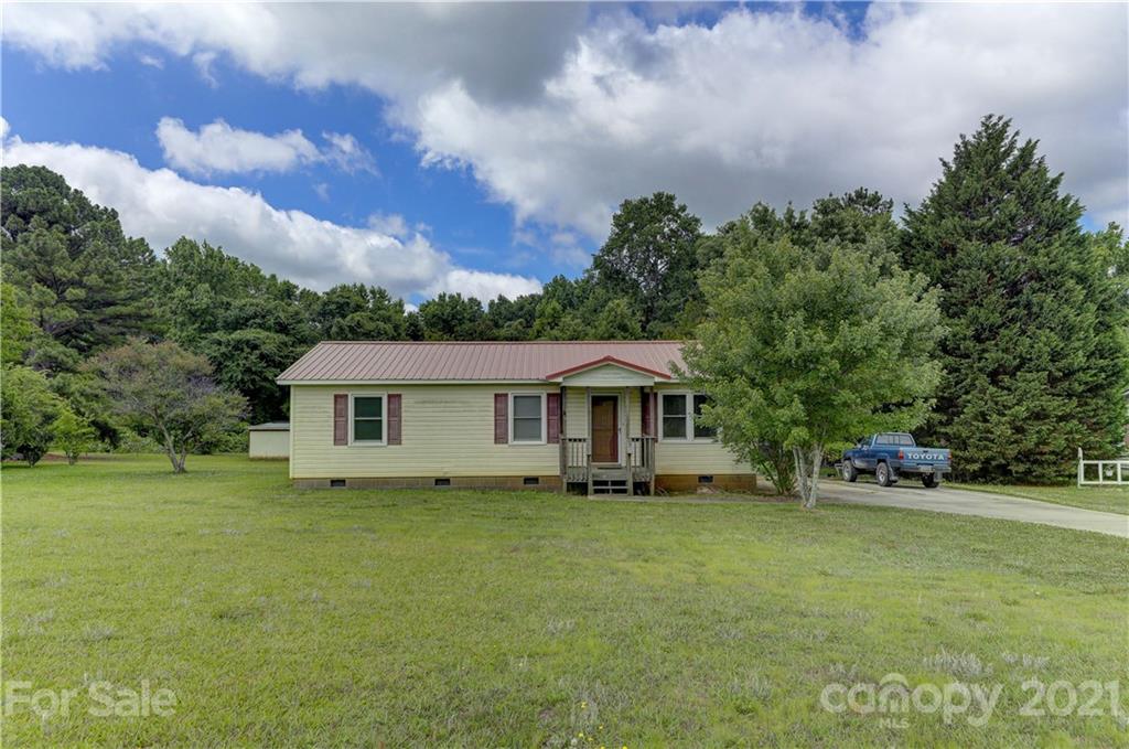 347 West Old Limestone Road York, SC 29745 - Photo 1 of 35 Gallery Image 1