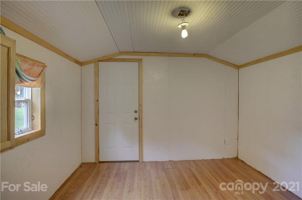 347 West Old Limestone Road York, SC 29745 - Photo 33 of 35 Gallery Image 33