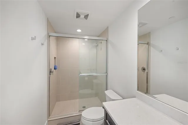 $3,900 | 1500 State Street, Unit 505, Sarasota, FL 34236