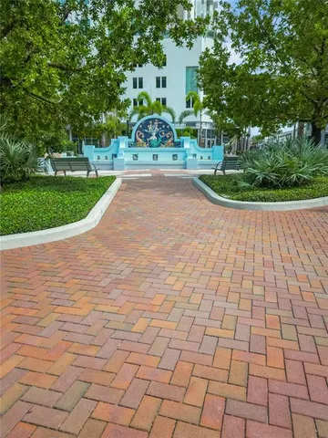 $3,900 | 1500 State Street, Unit 505, Sarasota, FL 34236