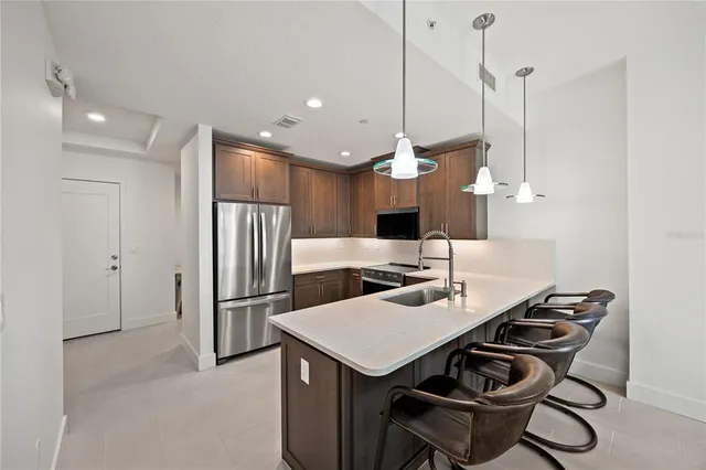 $3,900 | 1500 State Street, Unit 505, Sarasota, FL 34236