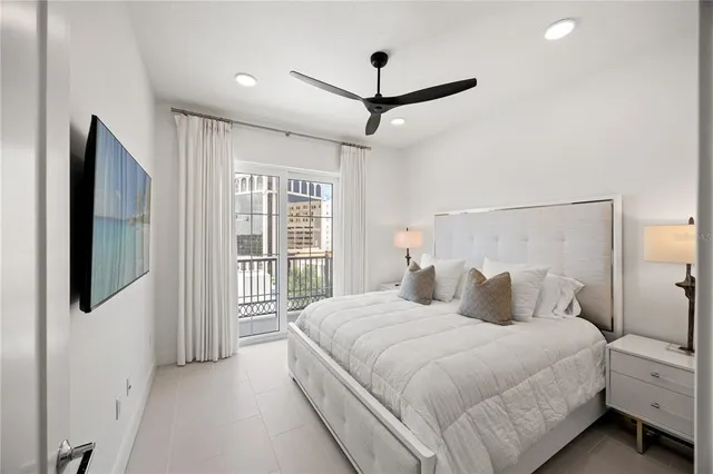 $3,900 | 1500 State Street, Unit 505, Sarasota, FL 34236