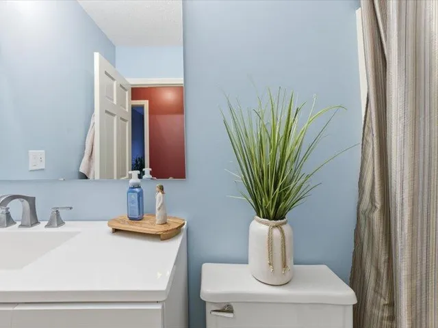 $395,000 | 21 Maple Leaf Lane, Hermon, ME 04401