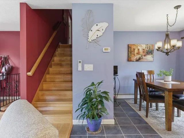 $395,000 | 21 Maple Leaf Lane, Hermon, ME 04401