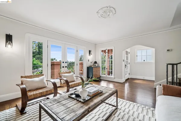 $1,075,000 | 5617 Moraga Avenue, Oakland, CA 94611