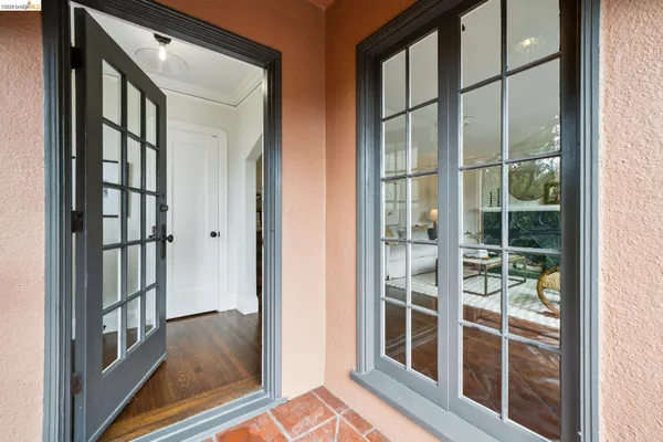 $1,075,000 | 5617 Moraga Avenue, Oakland, CA 94611