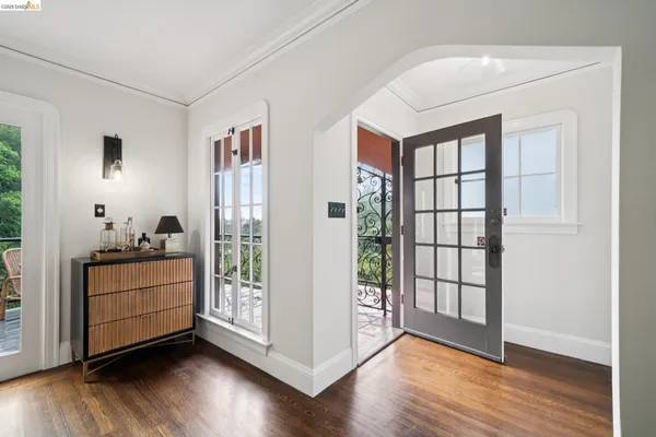 $1,075,000 | 5617 Moraga Avenue, Oakland, CA 94611