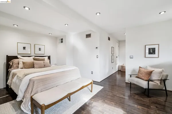 $1,075,000 | 5617 Moraga Avenue, Oakland, CA 94611